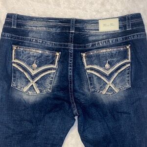 SZ 36 Miss Me Dark Blue Curvy Skinny Jeans with Embroidered Back Pockets